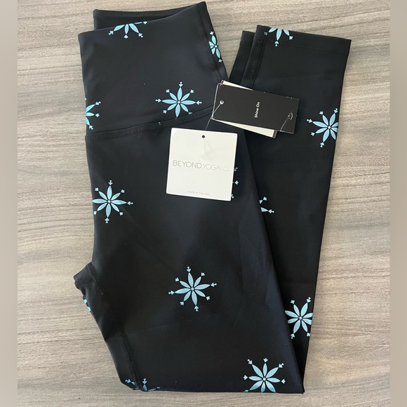 Beyond yoga leggings - Picture 1 of 6